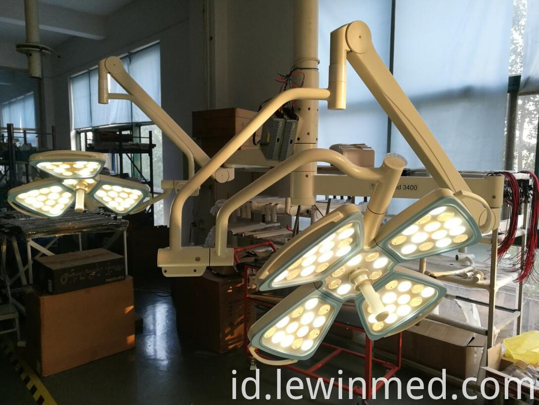 LED operating light